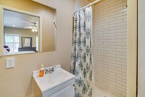 < 1 Mi to Frost Bank Center: Home w/ Deck + Grill!