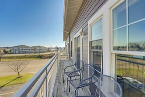 Marina, Pool & Balcony: Modern Spring Lake Condo