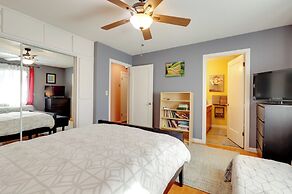 7 Mi to Clear Lake: Home w/ Peaceful Deck!