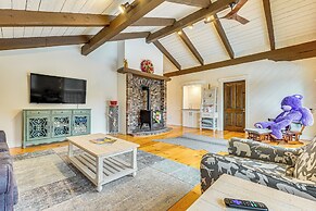 4 Mi to Bromley Mountain Ski Resort: Home w/ Views