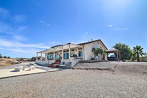 Chic Paradise Home w/ Terrace: 13 Mi to Wineries!