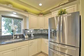 Chic Paradise Home w/ Terrace: 13 Mi to Wineries!