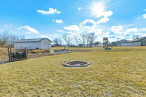 2 Mi to Lake Michigan: Cozy Duplex w/ Private Yard