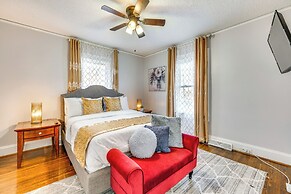 2 Mi to Village Park: Family & Pet-friendly Home