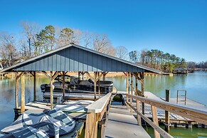 Private Boat Dock: Troutman Home on the Water!