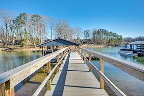 Private Boat Dock: Troutman Home on the Water!