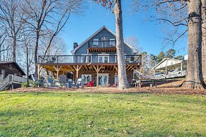Private Boat Dock: Troutman Home on the Water!