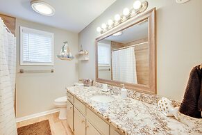 Private Boat Dock: Troutman Home on the Water!