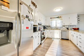 Private Boat Dock: Troutman Home on the Water!