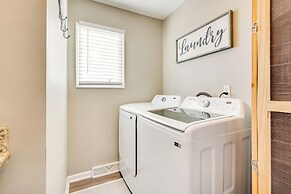 Private Boat Dock: Troutman Home on the Water!