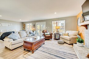 Private Boat Dock: Troutman Home on the Water!