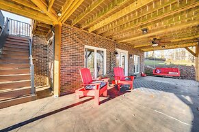 Private Boat Dock: Troutman Home on the Water!