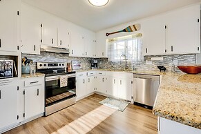 Private Boat Dock: Troutman Home on the Water!