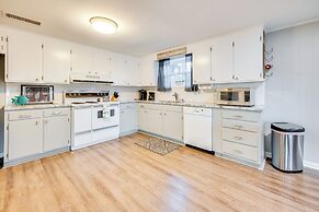 Private Boat Dock: Troutman Home on the Water!