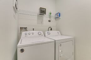 Walkable Downtown Labelle Apt w/ Private Balcony!