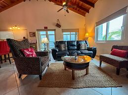 La Perla Azul Beach House