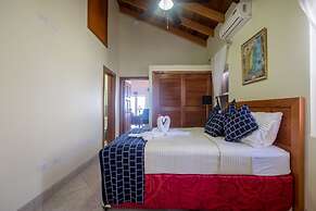 La Perla Azul Beach House