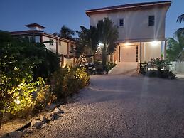 La Perla Azul Beach House