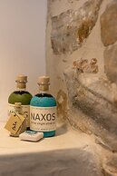 Naxos Boutique Suites