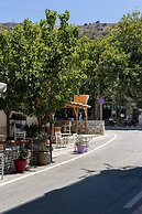 Naxos Boutique Suites