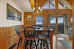Blue Ridge Mountain Cabin With Stunning Views