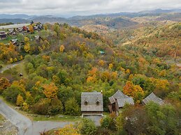 Blue Ridge Mountain Cabin With Stunning Views