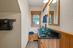 Blue Ridge Mountain Cabin With Stunning Views