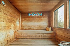 Blue Ridge Mountain Cabin With Stunning Views