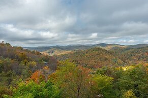 Blue Ridge Mountain Cabin With Stunning Views