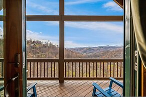 Blue Ridge Mountain Cabin With Stunning Views