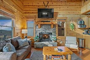 Blue Ridge Mountain Cabin With Stunning Views