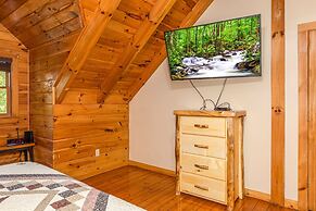 Pigeon Forge Cabin Game Room Dog Friendly Hot Tub