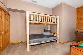 Dog Friendly Secluded Cabin W Hot-tub Sleeps 12