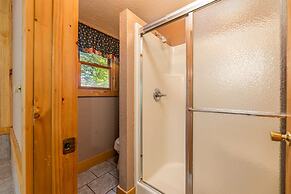 Dog Friendly Secluded Cabin W Hot-tub Sleeps 12