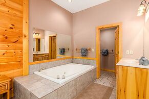 Dog Friendly Secluded Cabin W Hot-tub Sleeps 12