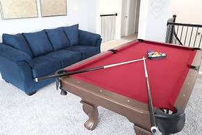 Spacious Home w Putting Green -for Extended Stays