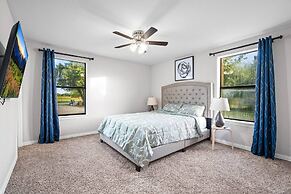 Spacious House-single Level Near Lake Huge Parking