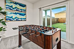 One Level Home Foosball Firepit Quiet Neighborhood