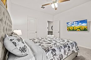 One Level Home Foosball Firepit Quiet Neighborhood