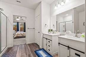 One Level Home Foosball Firepit Quiet Neighborhood