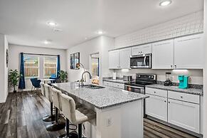 One Level Home Foosball Firepit Quiet Neighborhood