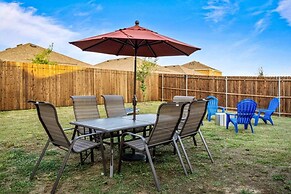 One Level Home Foosball Firepit Quiet Neighborhood