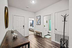 One Level Home Foosball Firepit Quiet Neighborhood