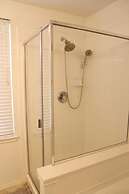 Elegant 3BR Single Level Home Extended Stays