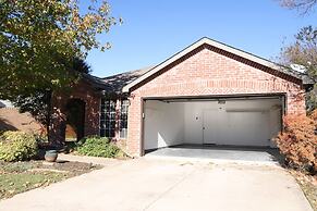 Elegant 3BR Single Level Home Extended Stays