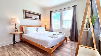 Renovated 2BR Near Paseo With Wifi Smart TV 31B