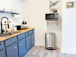 Renovated 2BR Near Paseo With Wifi Smart TV 31B