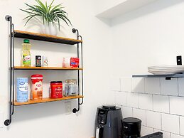 Renovated 2BR Near Paseo With Wifi Smart TV 31B