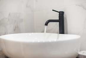 Marina Zeas Comfy Apartment