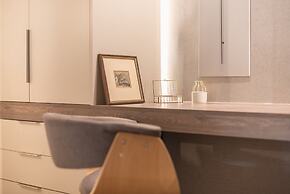 Marina Zeas Comfy Apartment